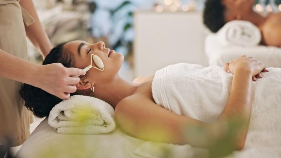 Прокуратурата и ГДБОП разследват порнографските клипове от козметичен салон в Бургас