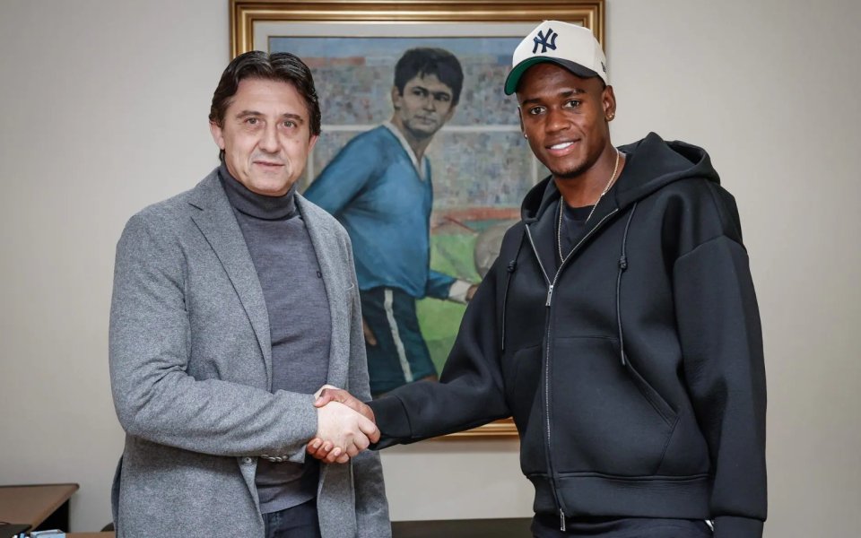 Левски обяви официално Хуан Переа