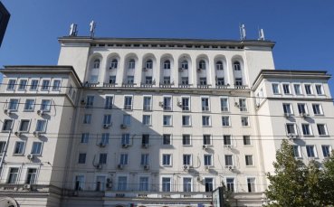 ММС стартира национална програма за финансиране на младежки центрове