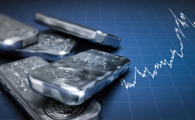 Как Доналд Тръмп вдига рекордно цените на златото и среброто