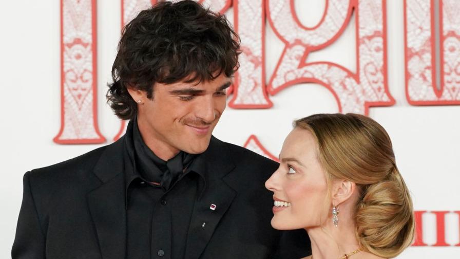 Романтичен жест зад кадър: Марго Роби изненада Джейкъб Елорди със символичен пръстен