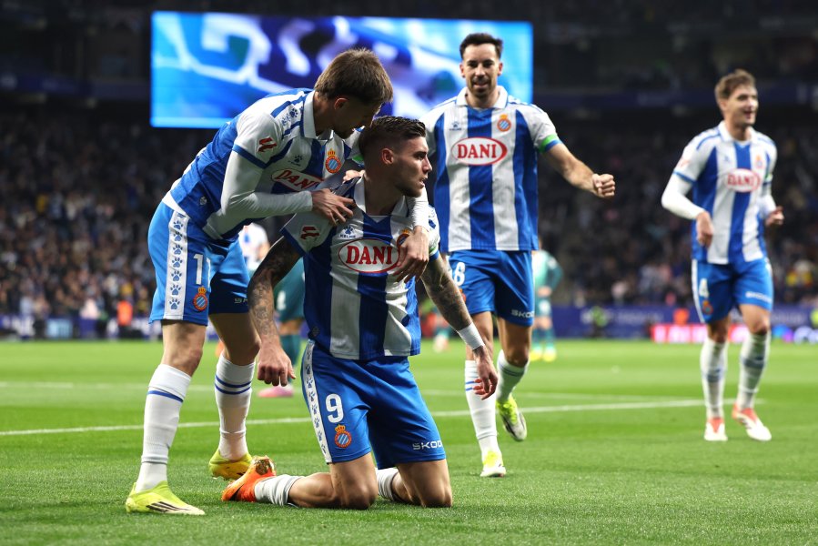 Еспаньол Депортиво Алавес1