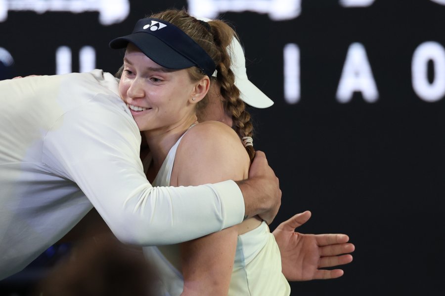 Елена Рибакина срази Арина Сабаленка за първа титла от Australian1