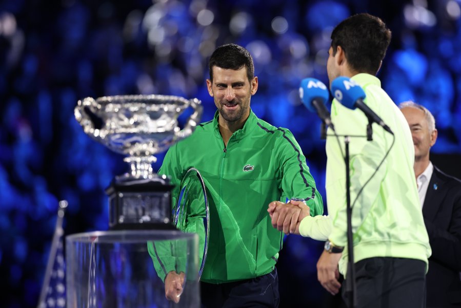 Карлос Алкарас обърна Новак Джокович и спечели първа титла от1