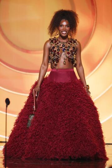 Най-скандалните визии от червения килим на „Грами“ 2026 (СНИМКИ) - снимка 9