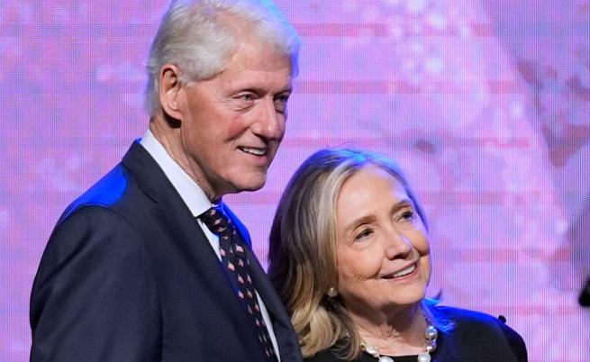 След месеци отказ: Бил и Хилари Клинтън ще дадат показания по случая „Епстийн“