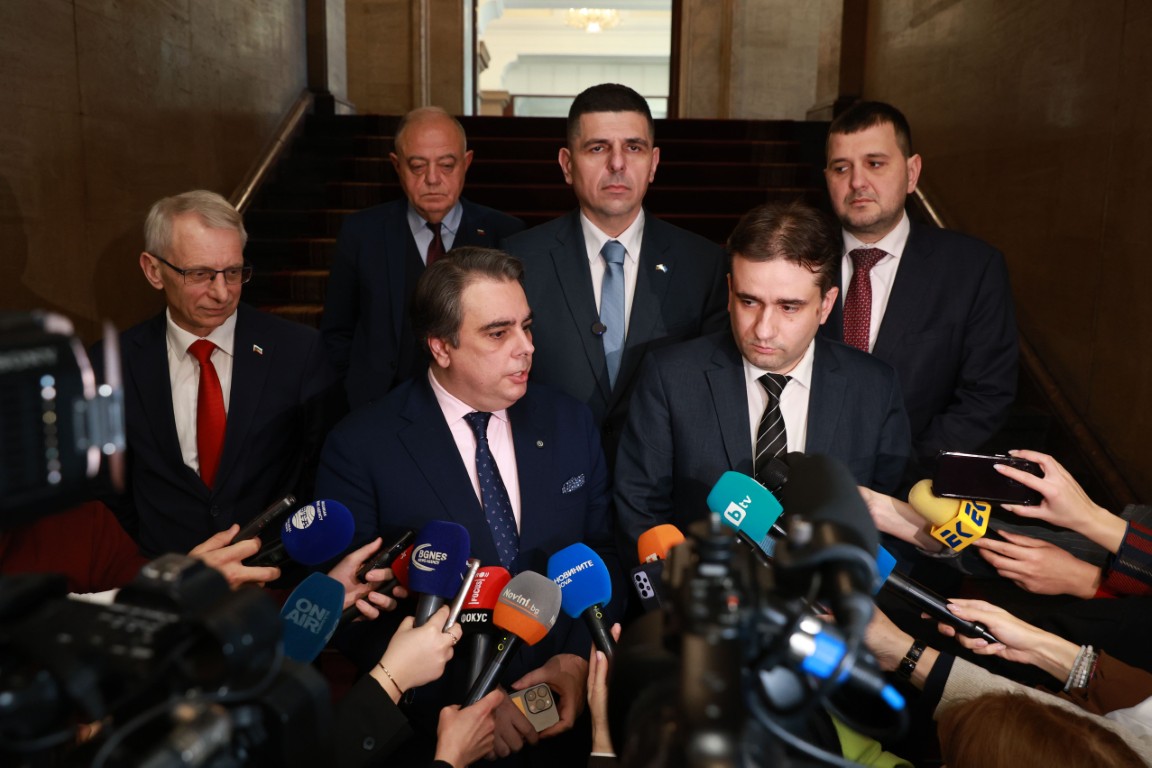 ПП-ДБ искат избори на 19 април