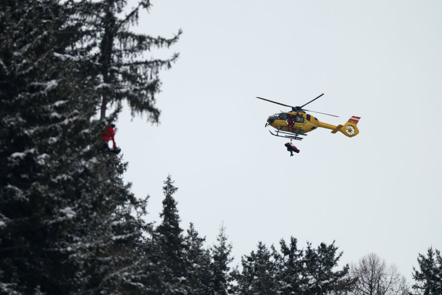 Фредрик Молер ски линейка хеликоптер1