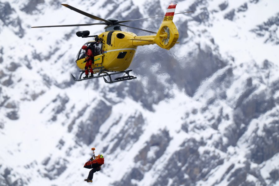 Фредрик Молер ски линейка хеликоптер1