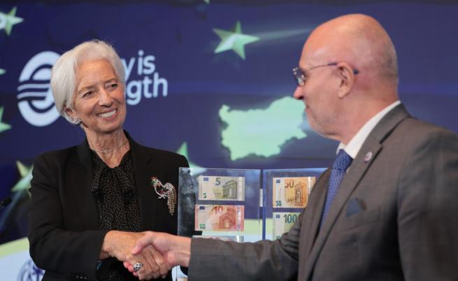 Кристин Лагард приветства Димитър Радев в ЕЦБ