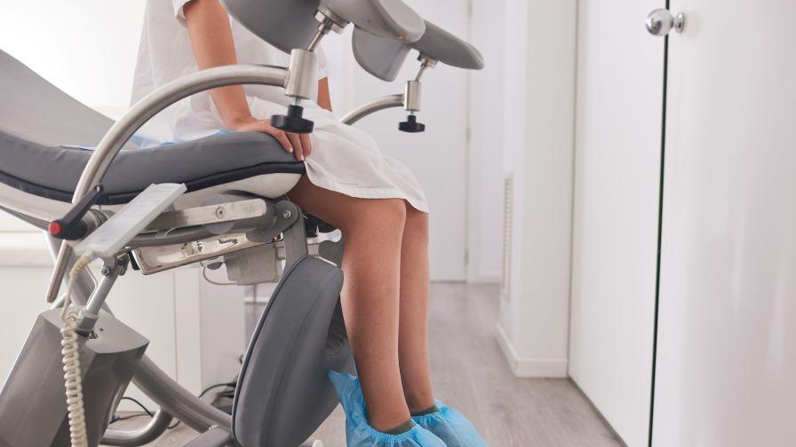 Проверки на гинекологичен кабинет и в Бургас за изтекли видеозаписи