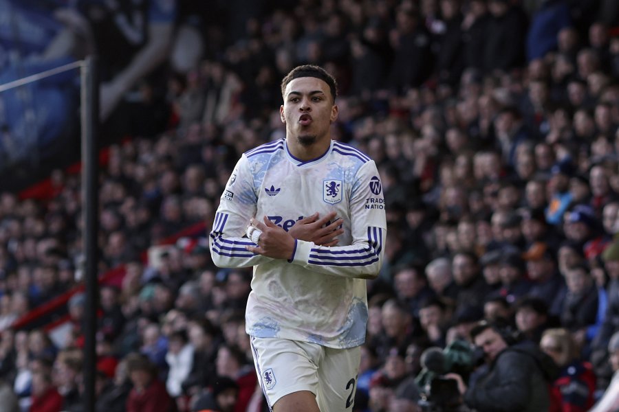 Борнемут Астън Вила1