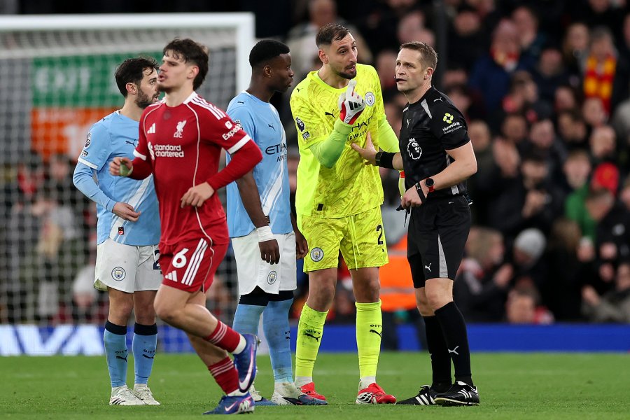 Ливърпул Манчестър Сити1