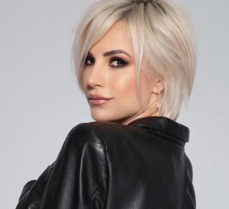 На 10 февруари рожден ден празнува Поли Генова – една