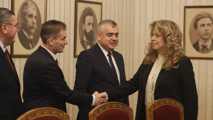 АПС на консултации при президента, искат Андрей Гюров за служебен премиер