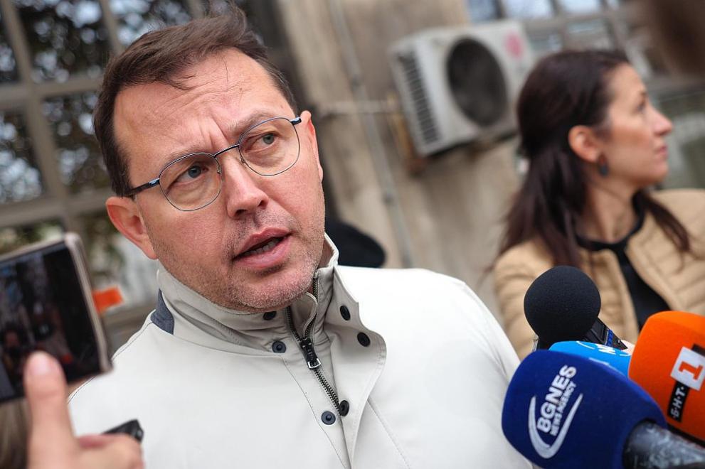 Заради натиск и рестрикции: Директорът на болницата по детски болести в София Благомир Здравков подаде оставка