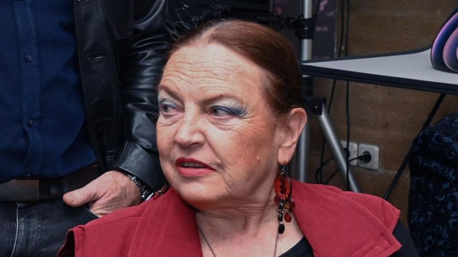 Майката на Ивайло Калушев: Никога не е говорил директно за самоубийство