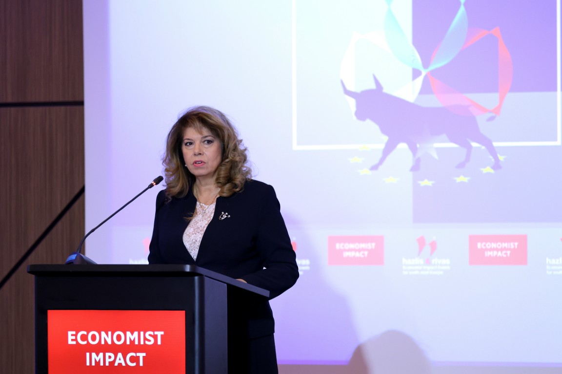 Йотова: Ключово е да увеличим доверието в еврото