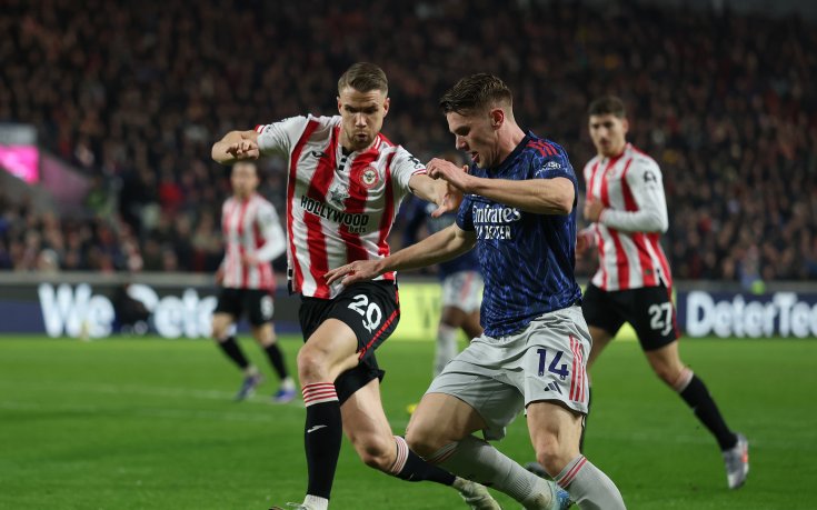 СНИМКИ: всички интересни кадри от Брентфорд - Арсенал