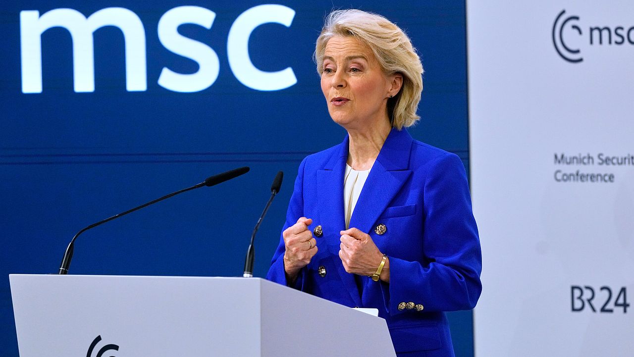 ЕС да премине „на по-висока предавка“ в отбраната, призова Урсула фон дер Лайен