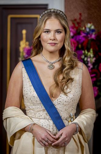 принцеса принцеси кралица кралици