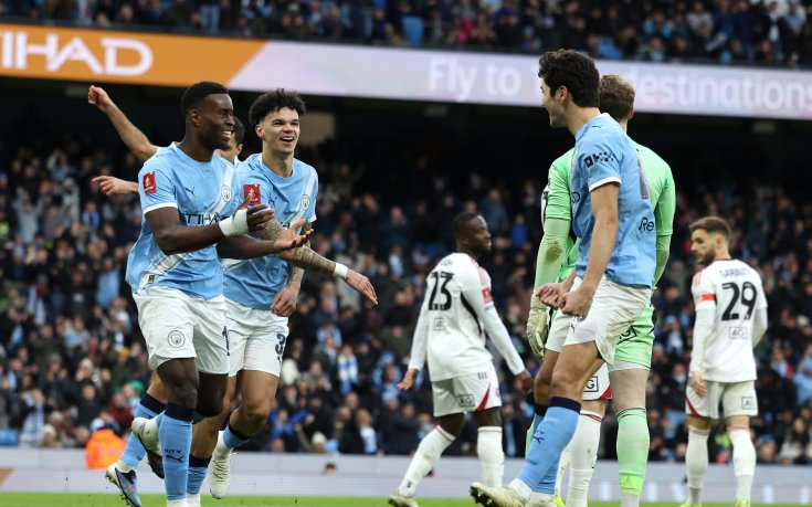 Манчестър Сити не блестя, но премина през отбор от Лига 2 за 1/8-финал във ФА Къп
