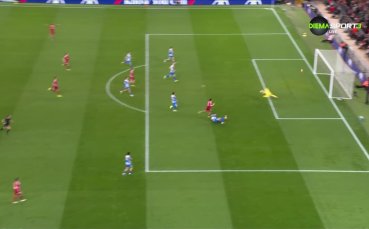 Собослай удвои аванса на Ливърпул след страхотна комбинация