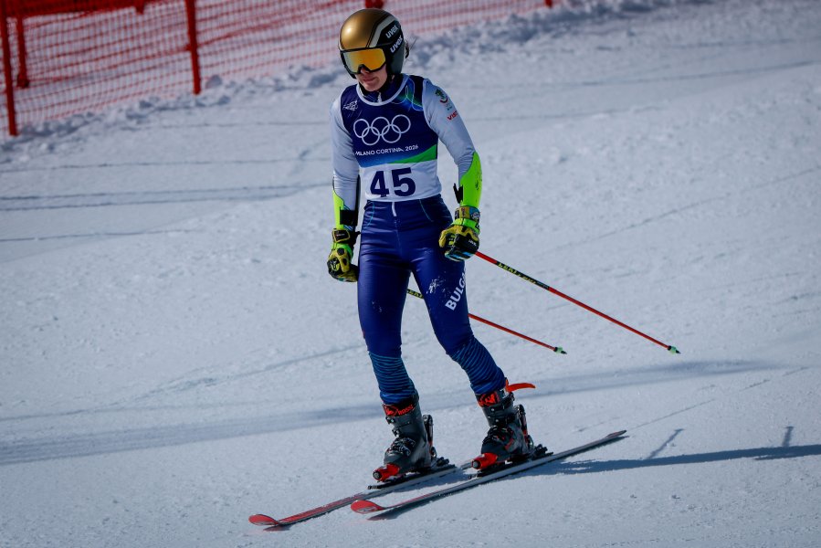 Гигантски слалом за жени с участието на Анина Цурбриген в1