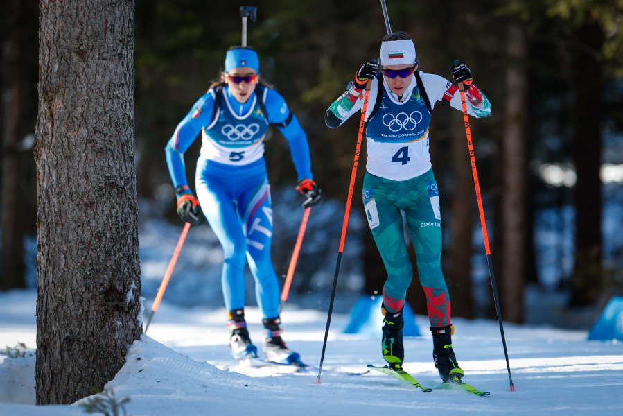 Преследване на 12 5 км в биатлона за жени с1