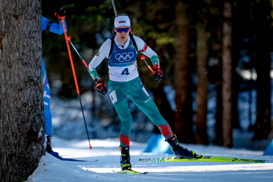 Преследване на 12 5 км в биатлона за жени с1