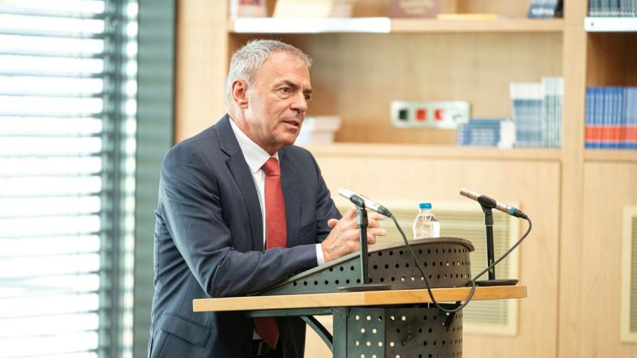 <p>Проф. д.н. Сергей Игнатов -&nbsp;кандидат за служебен министър на образованието (БИОГРАФИЯ)</p>