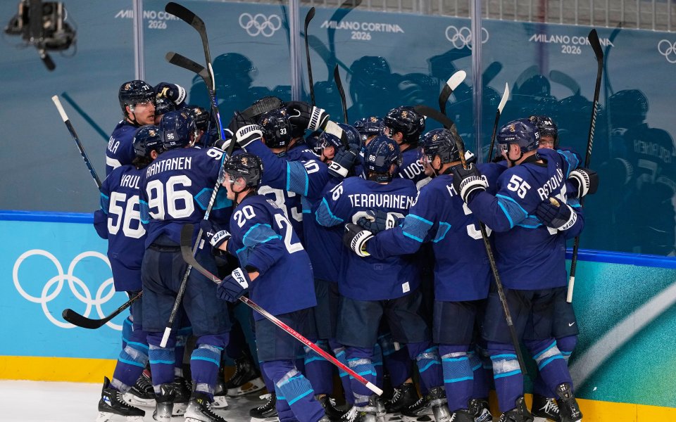 Хокеистите на Финландия с обрат срещу Швейцария, Канада елиминира Чехия