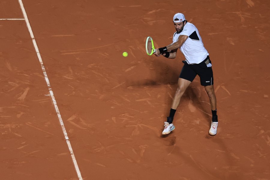 Игнасио Бусе Матео Беретини1