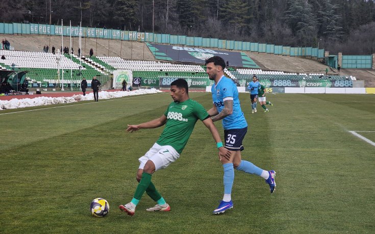 НА ЖИВО: Берое 0:0 Арда, без попадения до почивката
