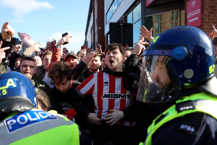 Шефилд Юнайтед Шефилд Уензди1