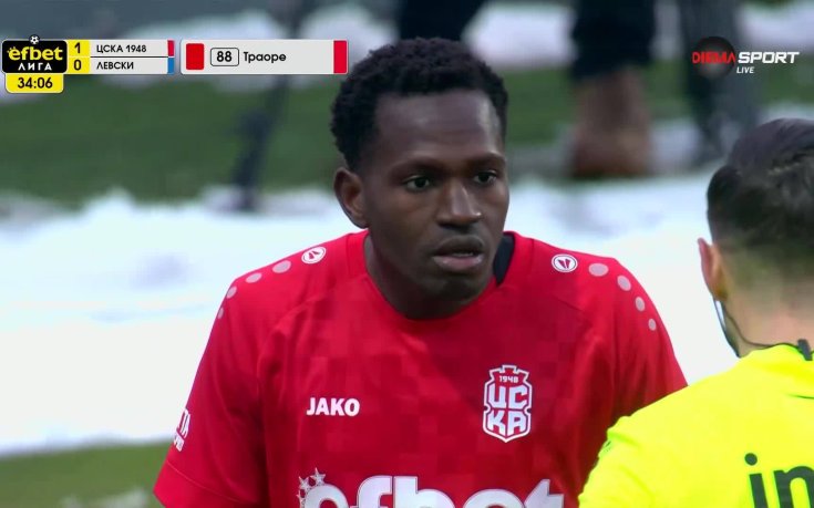 ЦСКА 1948 остана с човек по-малко срещу Левски