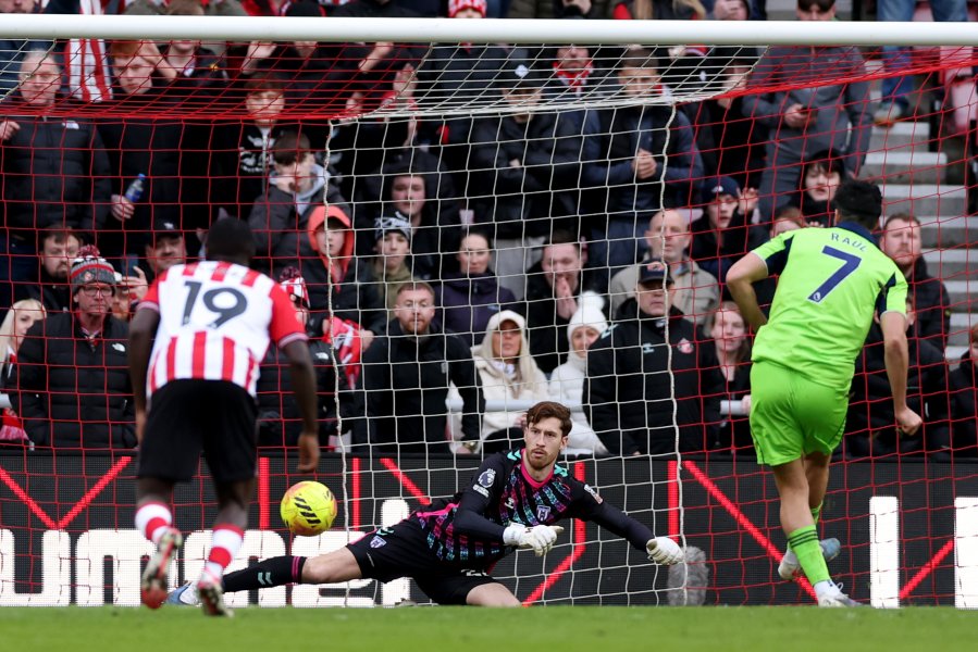 Съндърланд Фулъм1