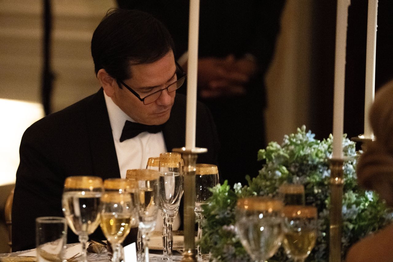 <p>Вечеря под обсада: Тръмп атакува съда и демократите по време на банкет в Белия дом</p>