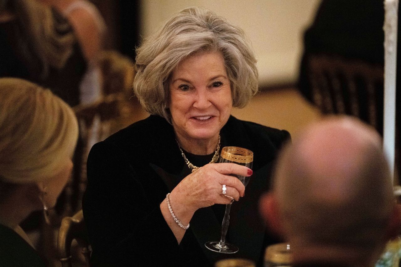 <p>Вечеря под обсада: Тръмп атакува съда и демократите по време на банкет в Белия дом</p>