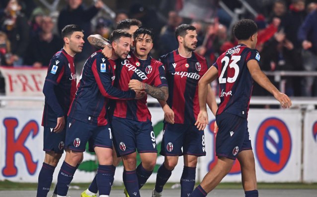 Болоня триумфира с дузпа над Удинезе