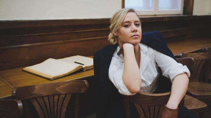 Българският роман "Остайница" на Рене Карабаш е номиниран за награда „Букър“