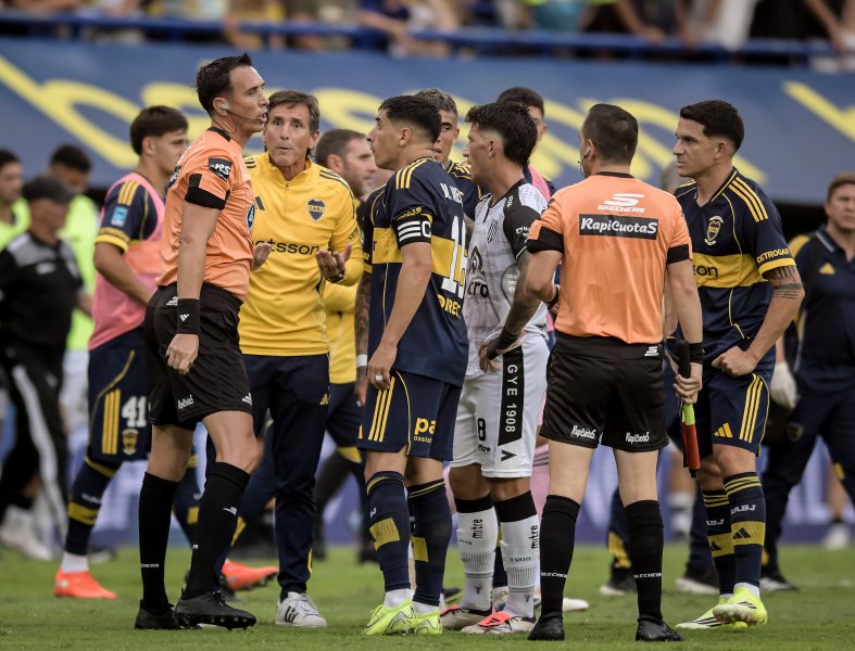 Бока Хуниорс Химнасия Мендоса1