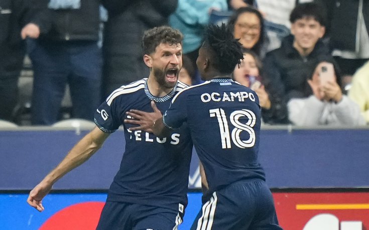 Томас Мюлер се развихри с два гола при класика срещу Торонто (видео + снимки)