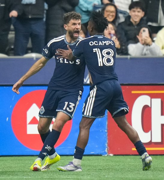 Ванкувър Уайткапс Торонто1