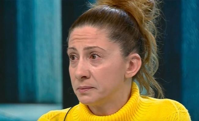 <p>Информационно затъмнение за майката на Николай Златков,&nbsp;за да не "замърси"&nbsp;разследването</p>