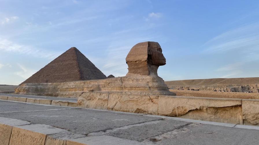 Археологическа сензация край Кайро: Откриха изгубения храм на фараона Априй