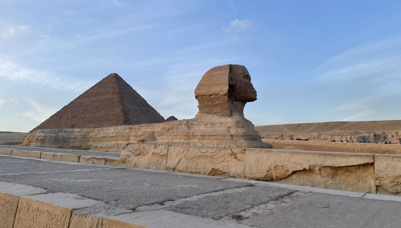 Археологическа сензация край Кайро: Откриха изгубения храм на фараона Априй