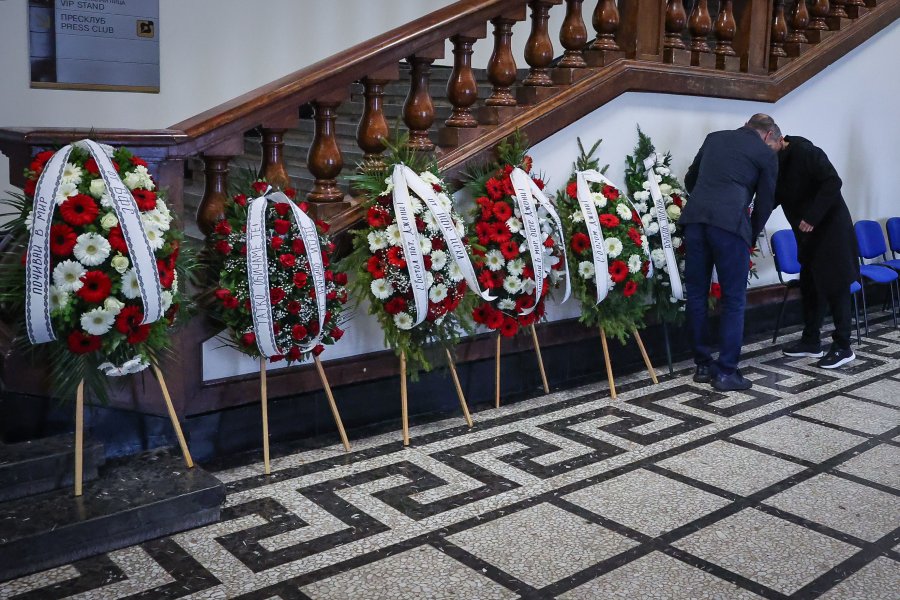 Поклонение на Георги Велинов1