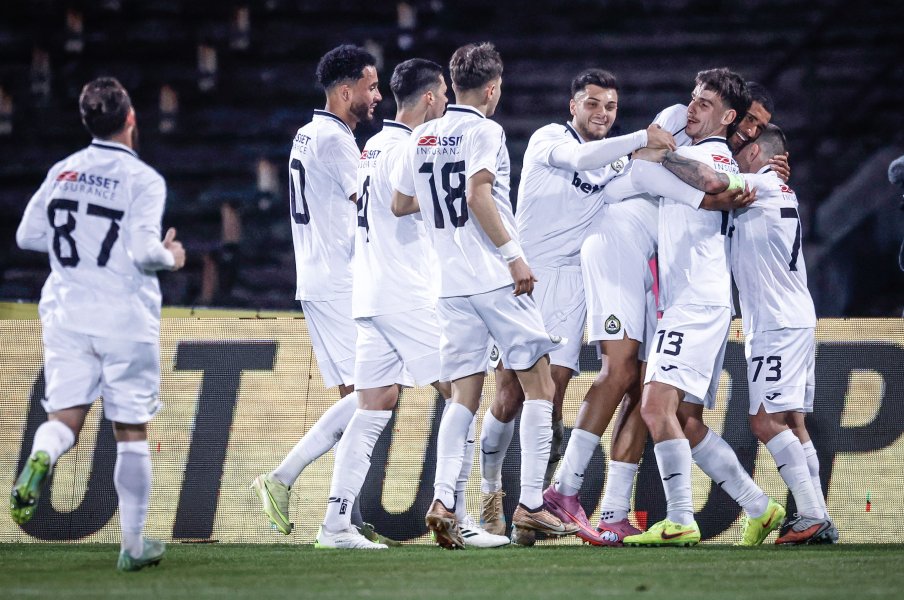 Славия Спартак Вн1