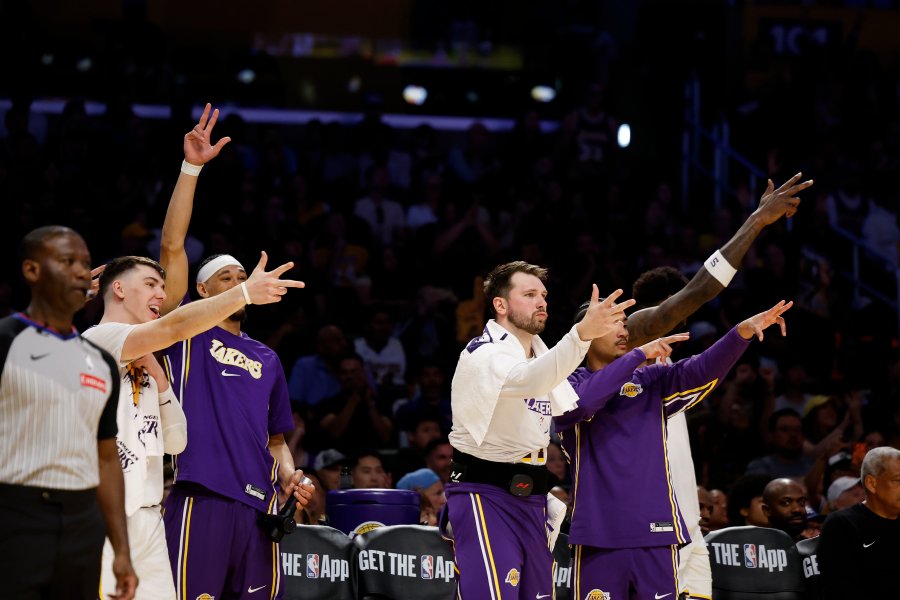 Лос Анджелис Лейкърс Ню Йорк Никс1